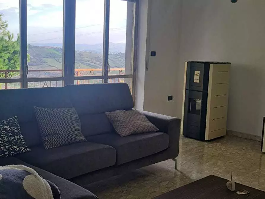 Immagine 6 di Casa bifamiliare in vendita  in Contrada Coste di Moro 23 a Orsogna