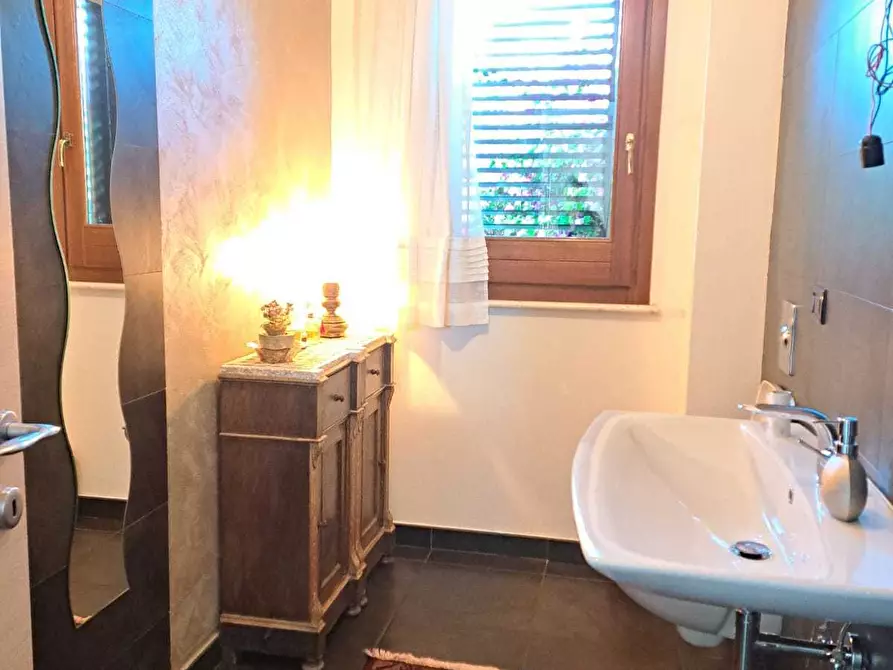 Immagine 43 di Villa in vendita  in villa andreoli a Lanciano