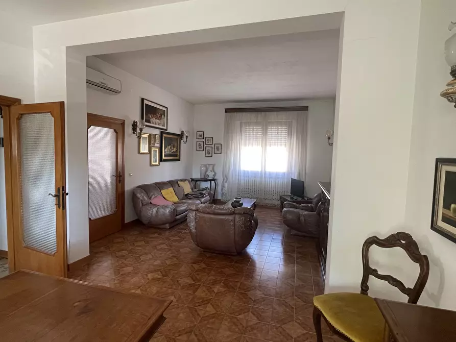 Immagine 17 di Casa indipendente in vendita  in Via Monte Grappa a Cecina