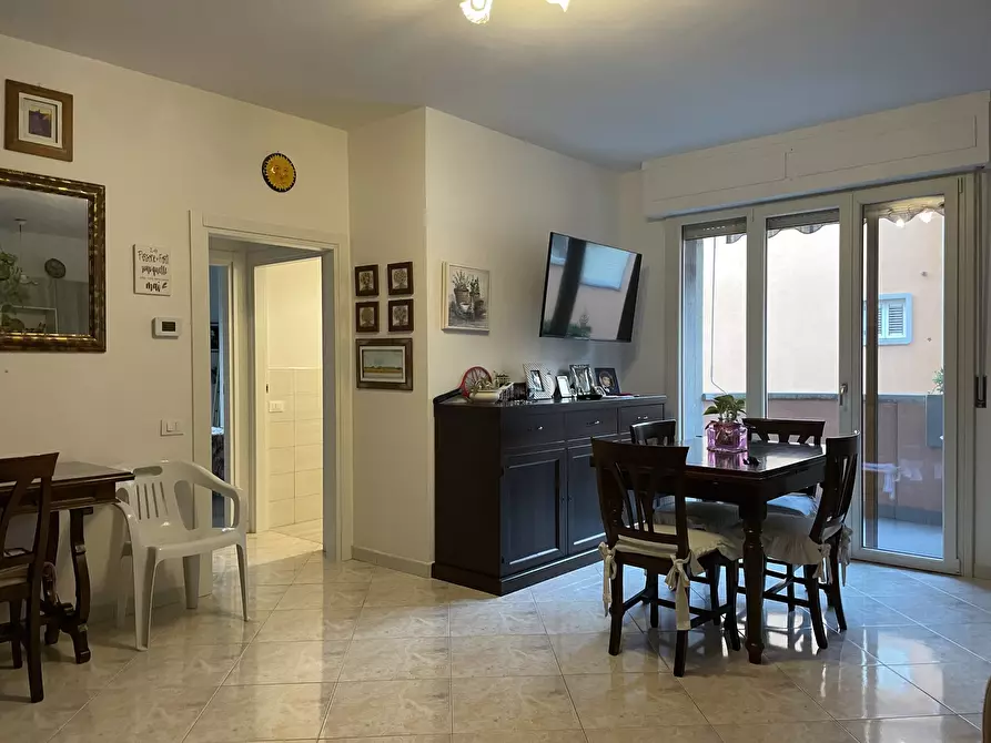 Immagine 4 di Trilocale in vendita  in Via Pasubio 33 a Cecina