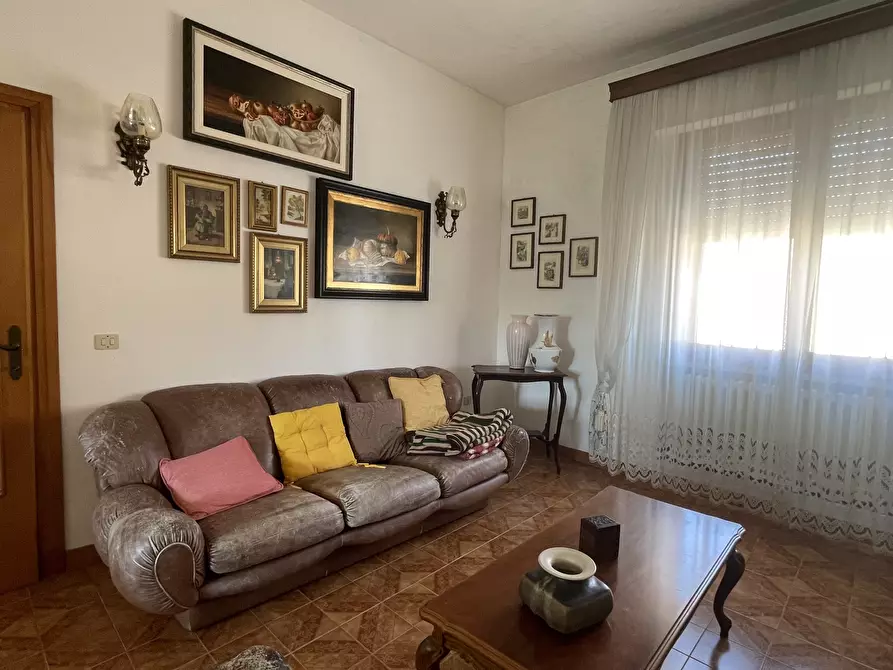 Immagine 18 di Casa indipendente in vendita  in Via Monte Grappa a Cecina