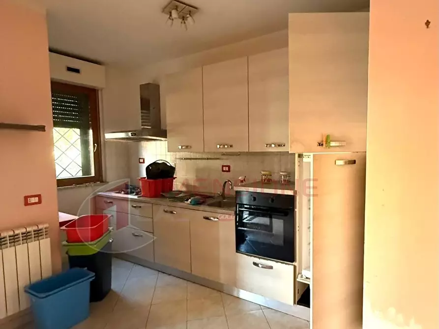 Immagine 9 di Trilocale in vendita  in VIA DEL FOSSO DELL'OSA a Roma