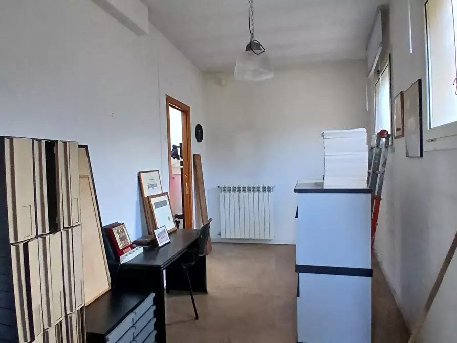 Immagine 28 di Quadrilocale in vendita  in Via Flaminia 104 a Castelnuovo Di Porto