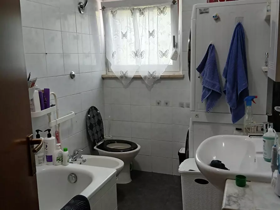 Immagine 14 di Bilocale in vendita  in Via Umberto Boccioni 14 a Morlupo