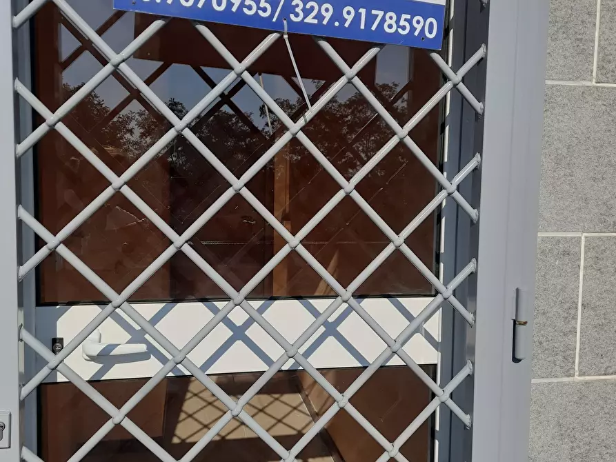 Immagine 16 di Locale commerciale in affitto  in Via San Michele 22 a Morlupo