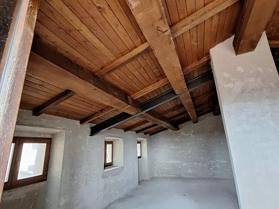 Immagine 37 di Rustico / casale in vendita  in via di Agliano 1 a Campello Sul Clitunno