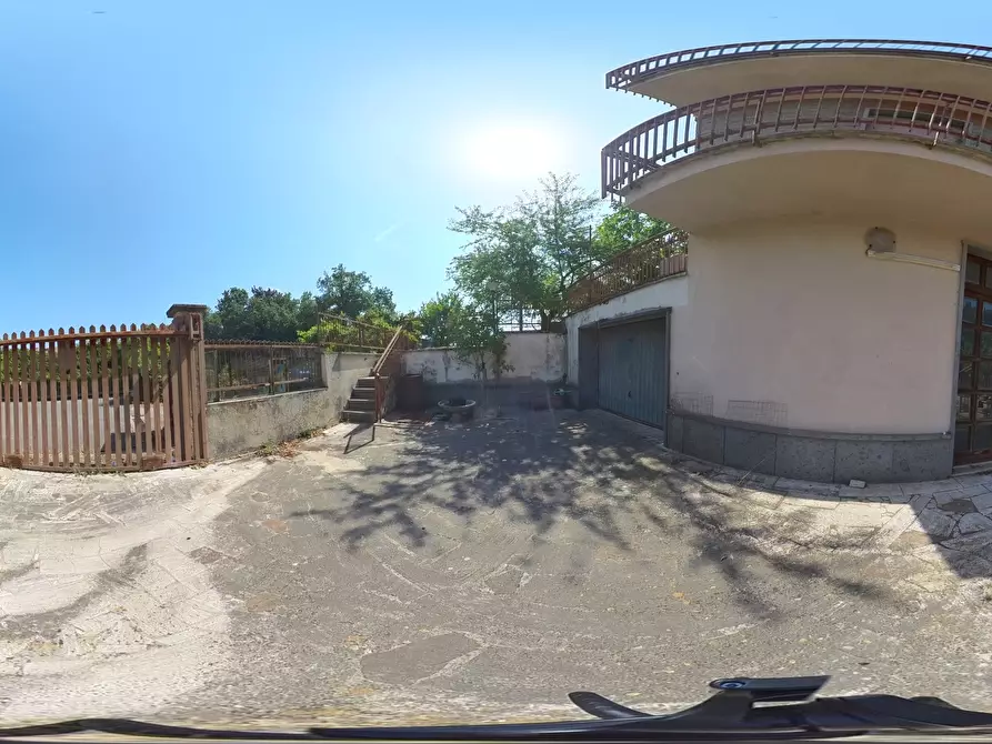 Immagine 20 di Palazzo in vendita  in Via Giovanni Pascoli 18 a Morlupo