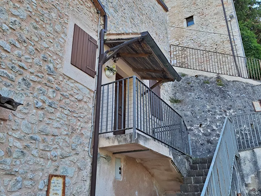 Immagine 23 di Casa indipendente in vendita  in cammoro a Sellano