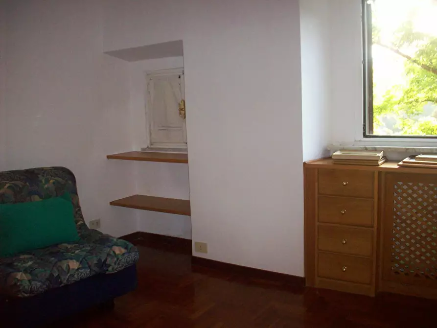 Immagine 11 di Quadrilocale in vendita  in Via della Madonnella 11 a Morlupo