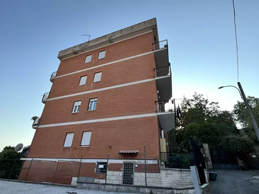 Immagine 27 di Attico in vendita  in Via Del Monte 13 a Morlupo