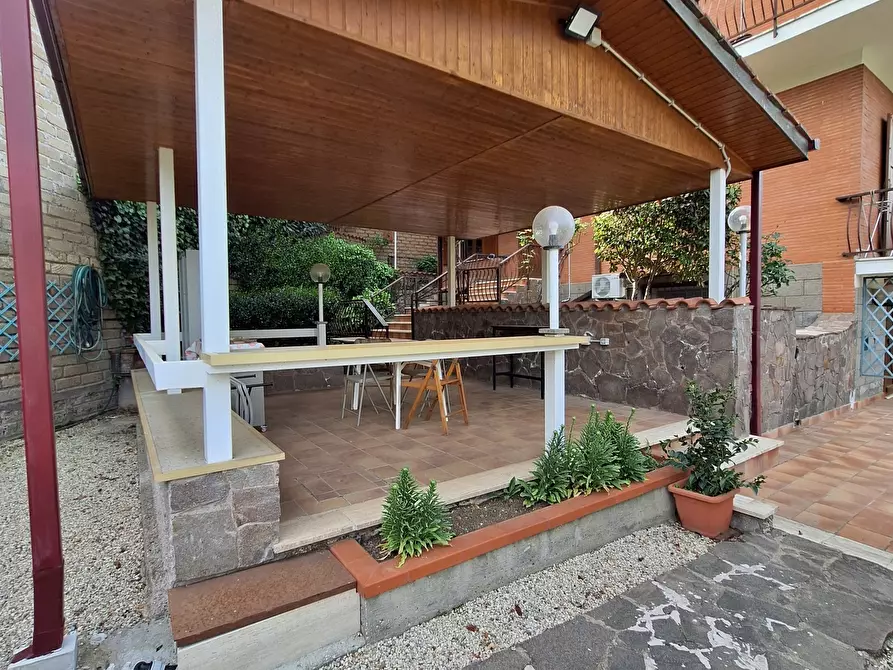 Immagine 12 di Trilocale in affitto  in Via Orsa Maggiore 58 a Rignano Flaminio