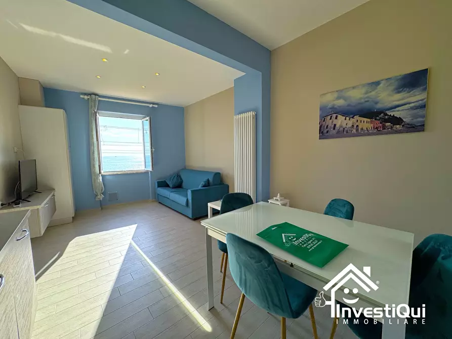 Immagine 12 di Bilocale in vendita  in Via XXV Aprile 189 a Pietra Ligure