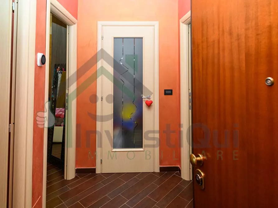 Immagine 11 di Trilocale in vendita  a Ciriè