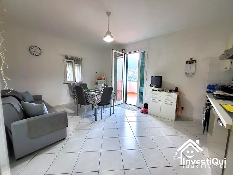 Immagine 4 di Trilocale in vendita  in Piazza Plebiscito 27 a Magliolo