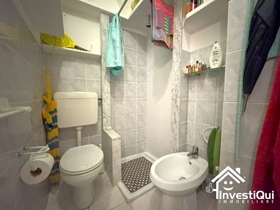 Immagine 22 di Bilocale in vendita  in Via Giobatta Chiappe 34 a Pietra Ligure