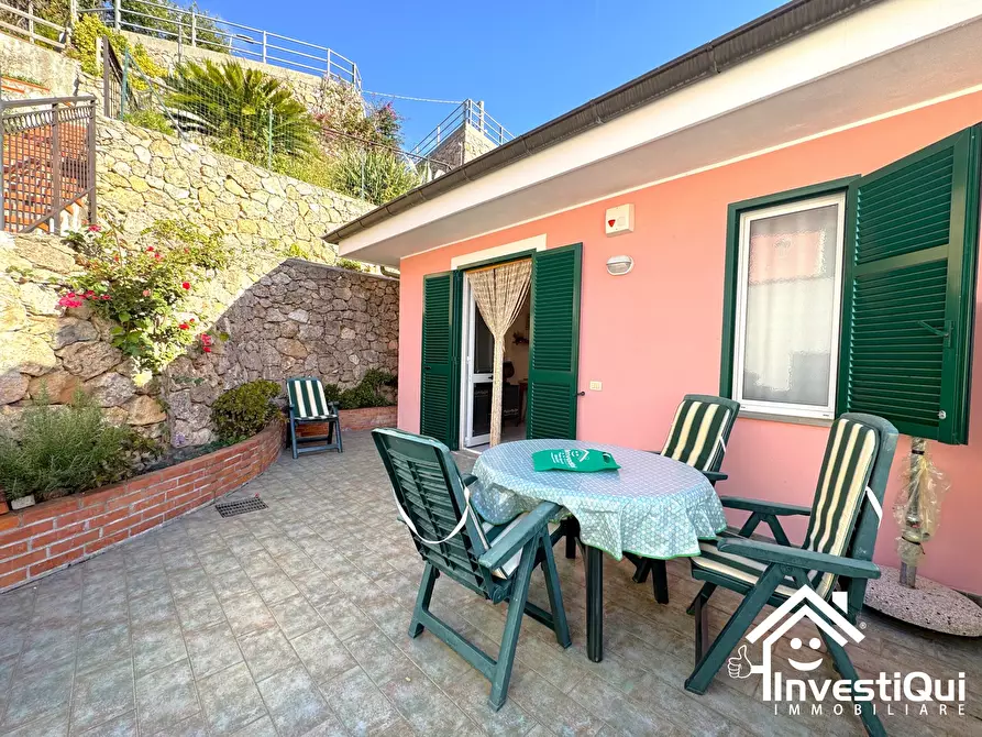 Immagine 1 di Bilocale in vendita  in Via Giorni-Santarò 117 a Tovo San Giacomo