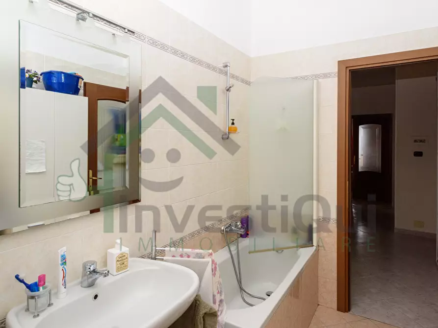 Immagine 19 di Quadrilocale in vendita  a Nole