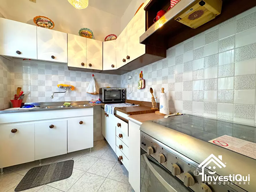 Immagine 25 di Bilocale in vendita  in Via Degli Orsolani 102 a Loano