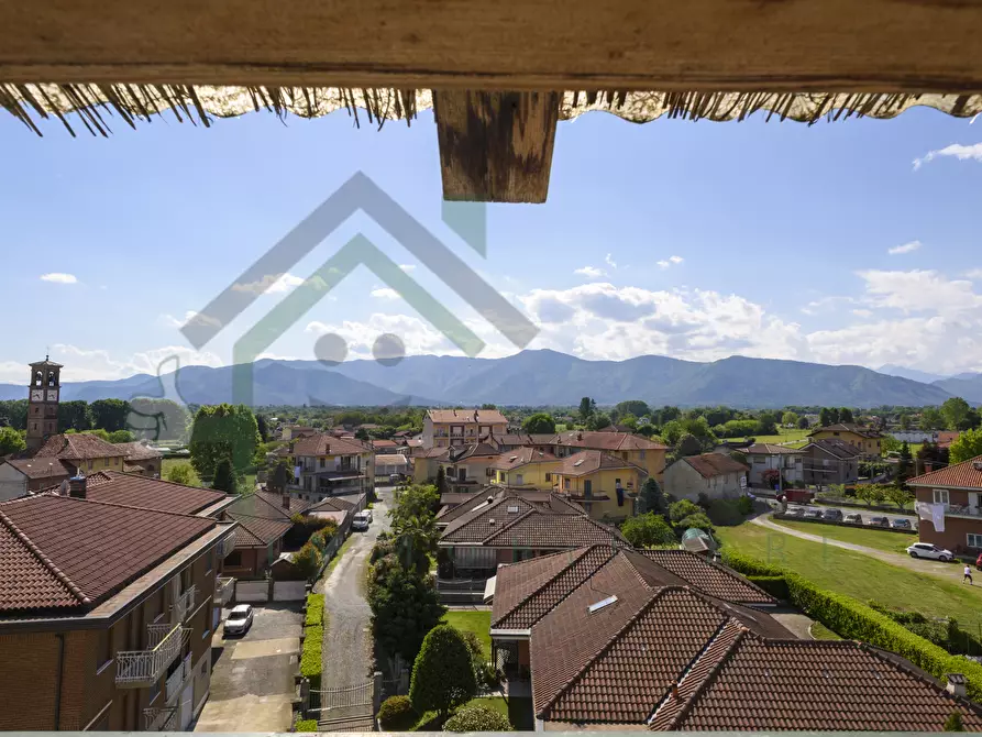 Immagine 12 di Mansarda in vendita  in Via Rivette 2626 a Ciriè