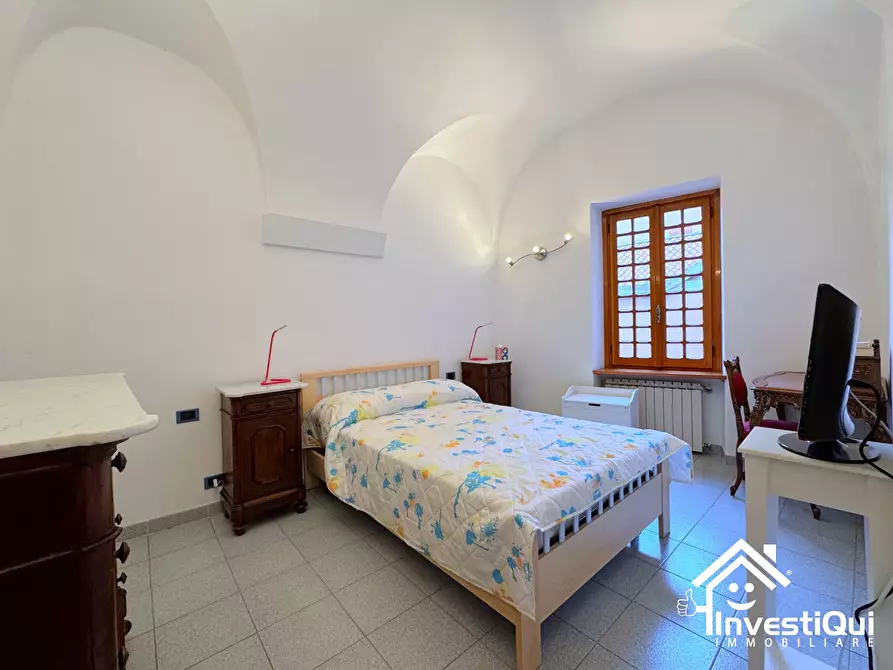 Immagine 25 di Pentalocale in vendita  in Piazza Umberto 1 a Tovo San Giacomo