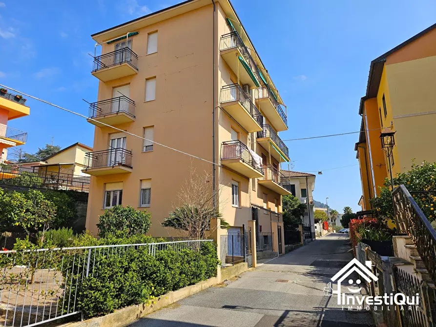 Immagine 18 di Bilocale in vendita  in Via Pavia 9 a Pietra Ligure