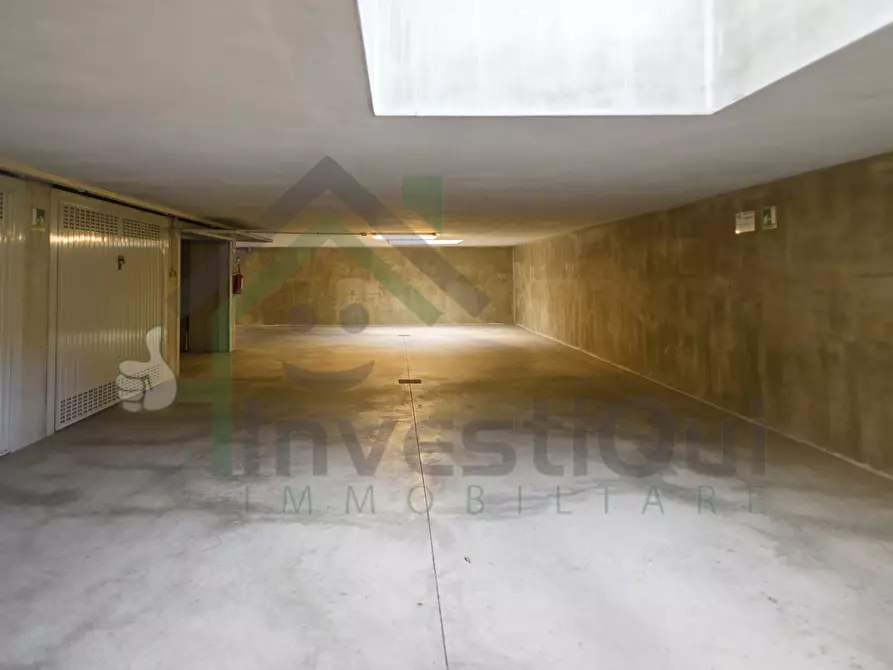 Immagine 34 di Quadrilocale in vendita  a Nole