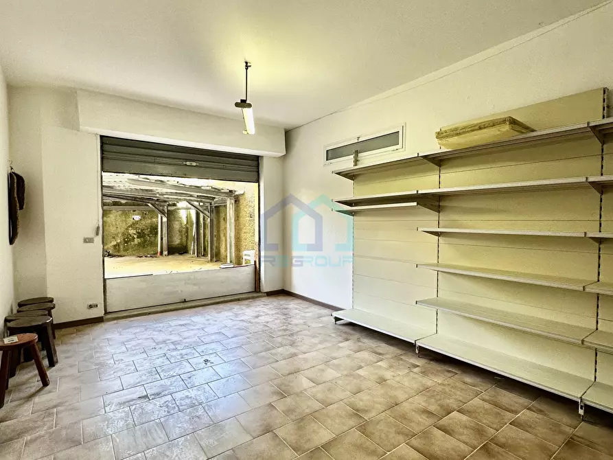 Immagine 11 di Bilocale in vendita  in Via San Sebastiano 33 a Albisola Superiore