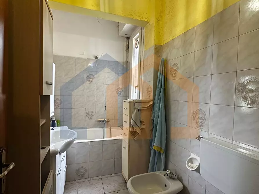 Immagine 16 di Quadrilocale in vendita  in Via Filippo Turati 17 a Savona