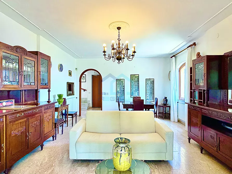 Immagine 5 di Villa in vendita  in Via Millelire 14 a Bergeggi