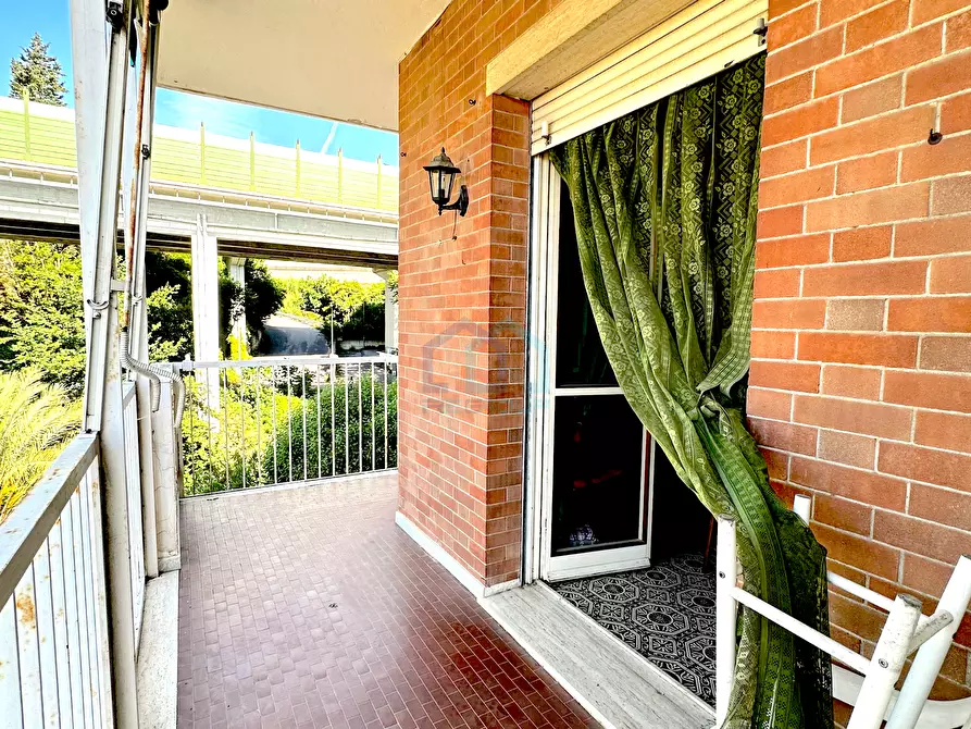 Immagine 18 di Trilocale in vendita  in Via Nicolò Sardi 30 a Varazze