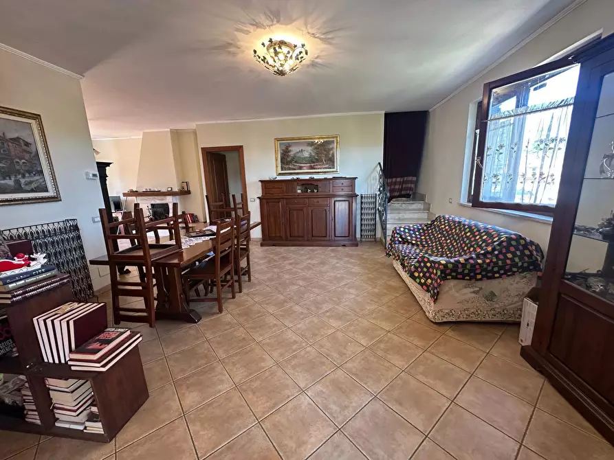 Immagine 28 di Villa in vendita  in Via GuidoReni a Guidonia Montecelio