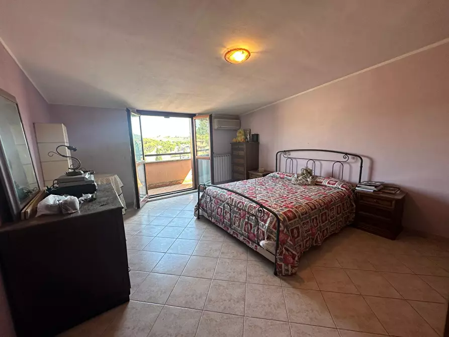 Immagine 34 di Villa in vendita  in Via GuidoReni a Guidonia Montecelio