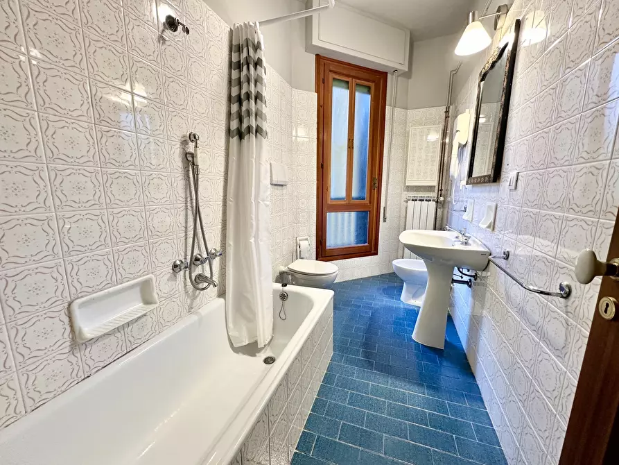 Immagine 10 di Bilocale in affitto  in Via Aurelia 1220 a Lavagna