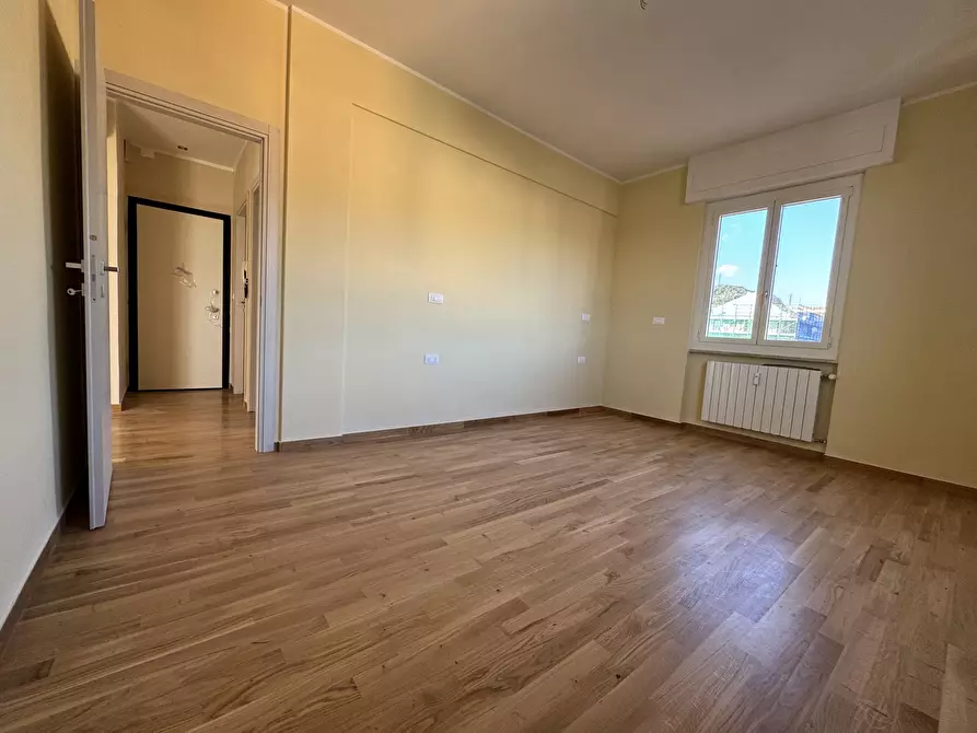 Immagine 5 di Trilocale in affitto  a Chiavari