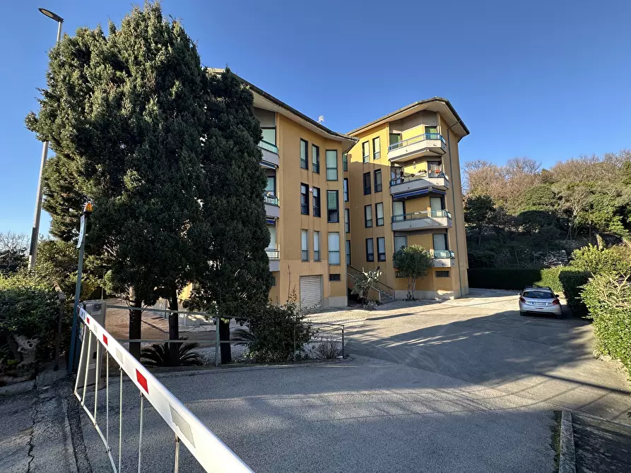 Immagine 1 di Bilocale in affitto  in Via Aurelia 1220 a Lavagna