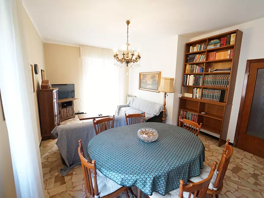 Immagine 4 di Quadrilocale in affitto  a Lavagna