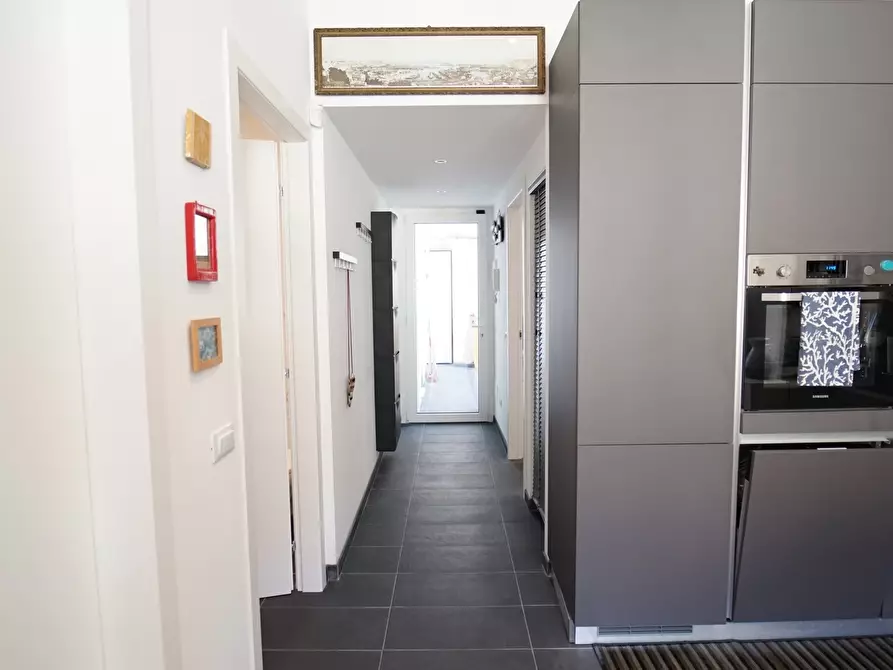 Immagine 9 di Trilocale in affitto  a Chiavari