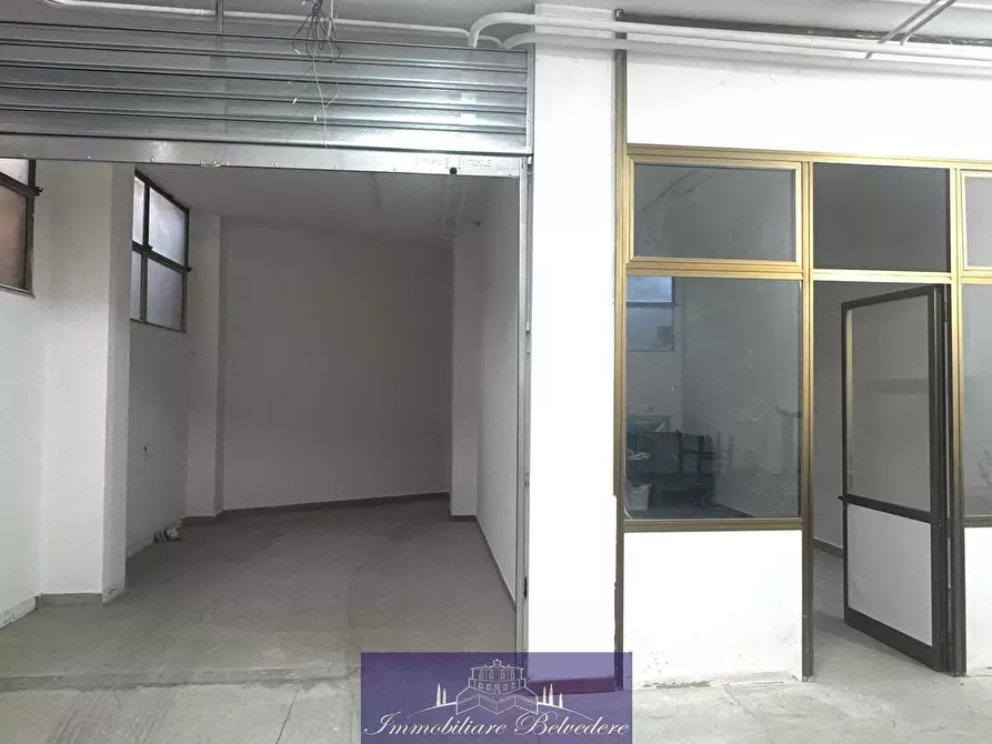 Immagine 5 di Garage in vendita  in Piazza Pietro Mascagni a Firenze
