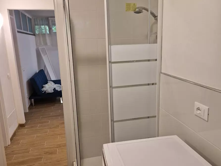 Immagine 11 di Quadrilocale in vendita  in Via Trieste a Camaiore