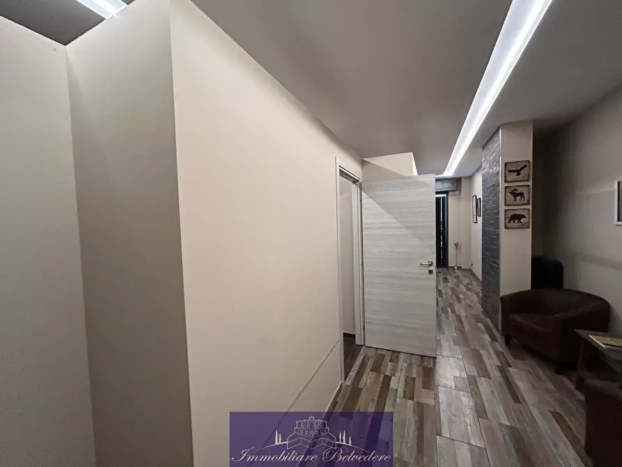 Immagine 5 di Locale commerciale in vendita  in Via Francesco Corteccia a Firenze