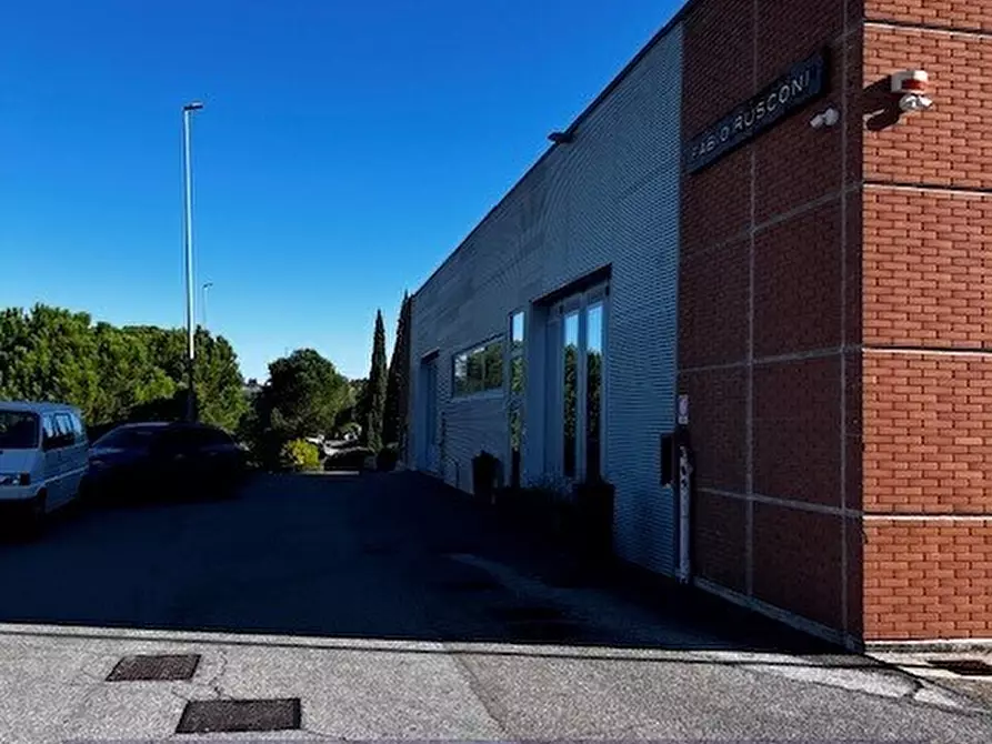 Immagine 14 di Attività artigianale in affitto  in Via Cassia 63 a Impruneta
