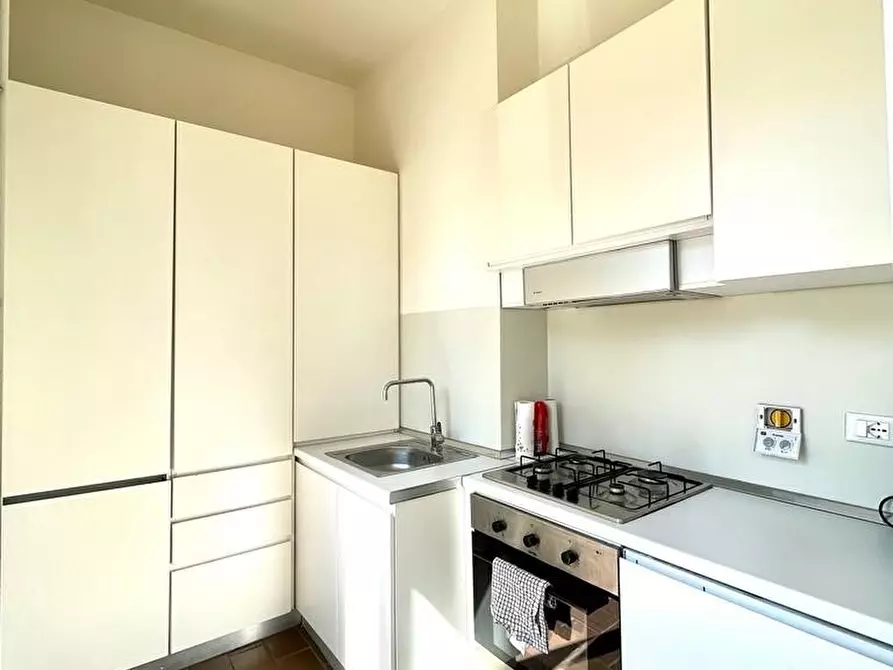 Immagine 5 di Quadrilocale in vendita  in Borgo Ognissanti 130 a Firenze