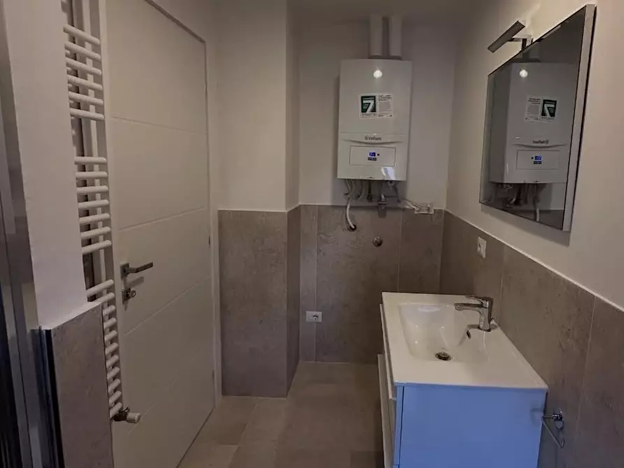 Immagine 7 di Bilocale in vendita  in Piazza Acciaiuoli a Firenze