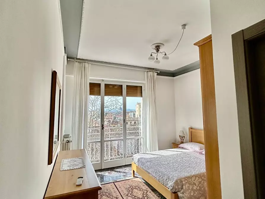 Immagine 11 di Appartamento in vendita  in Via Nino Bixio a Firenze