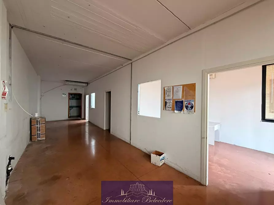 Immagine 17 di Capannone industriale in affitto  in Via Codignola a Scandicci