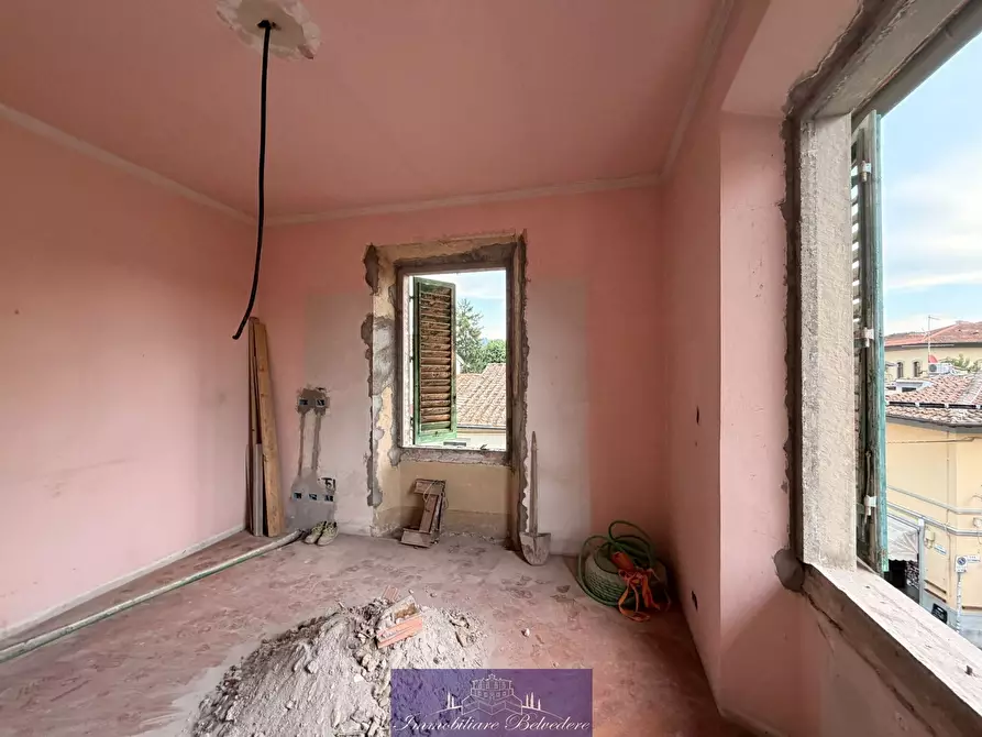 Immagine 15 di Trilocale in vendita  in Via Fratelli Bandiera a Firenze