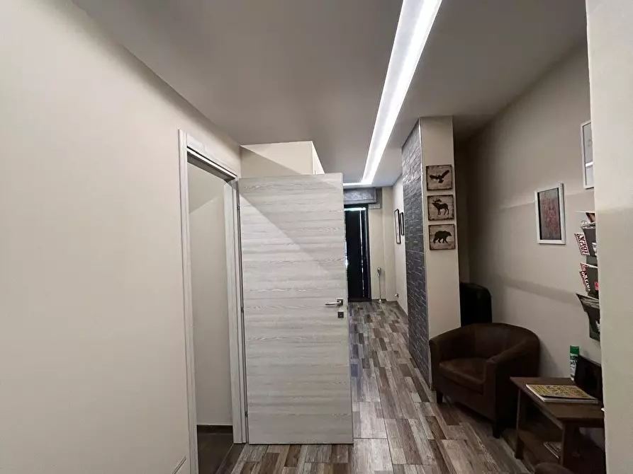 Immagine 6 di Locale commerciale in vendita  in Via Francesco Corteccia a Firenze