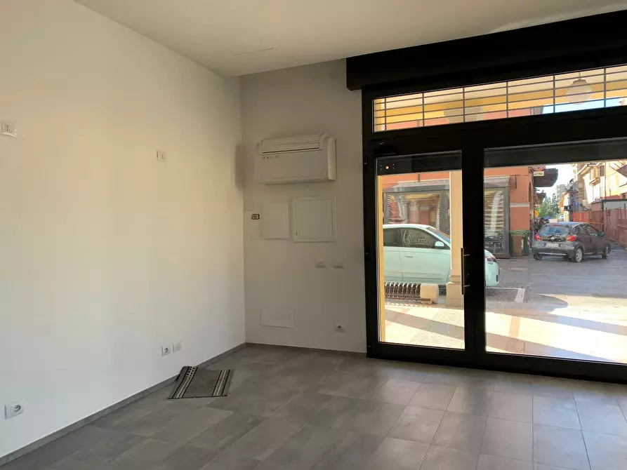 Immagine 27 di Locale commerciale in affitto  in Via Giacomo Matteotti 168 a Crevalcore