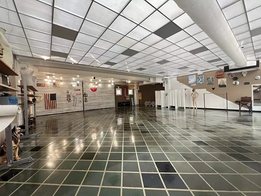 Immagine 7 di Showroom in vendita  in Via Amedeo Modigliani 10 a Crevalcore