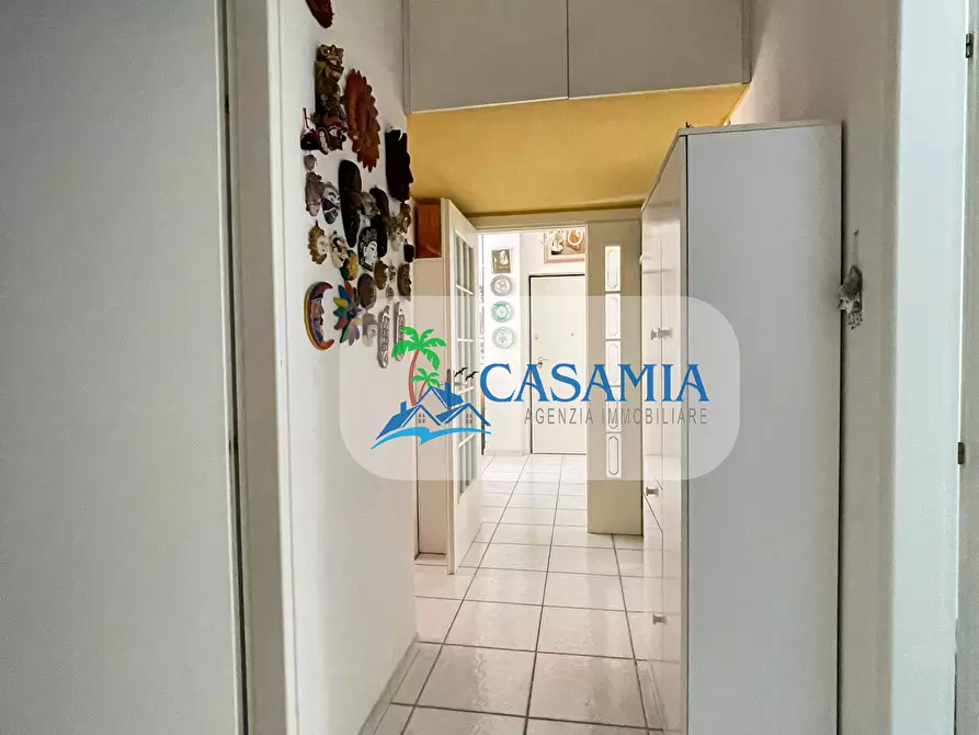 Immagine 21 di Pentalocale in vendita  in Via Montebello a San Benedetto Del Tronto